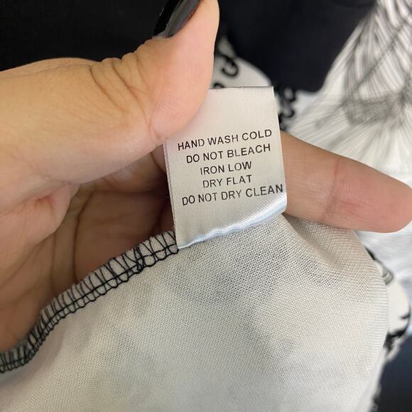 Haute Monde Black & White Sleeveless V-Neck Mini Dress Women's Size Medium - Picture 4 of 8